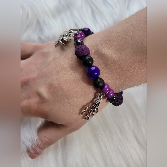 Handmade Spooky season beaded large charm bracelet - Picture 2 of 3